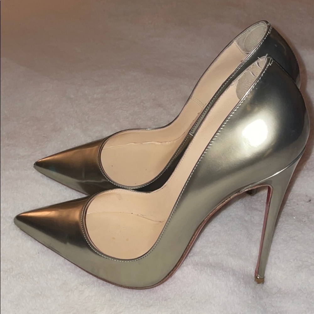 Christian Louboutin So Kate size 39
